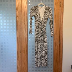 Good American wrap maxi dress